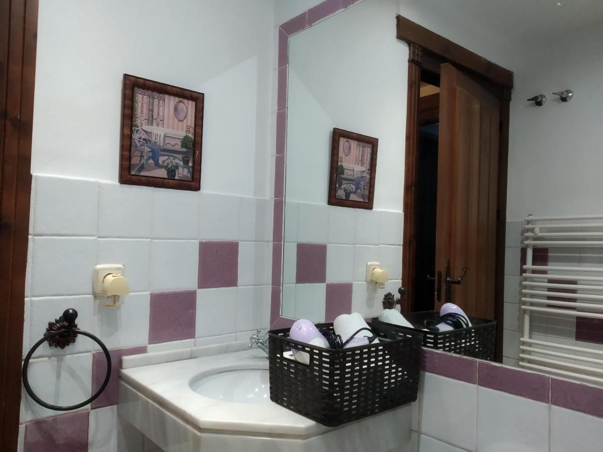 Apartamentos Santa Ana Гранада Екстериор снимка