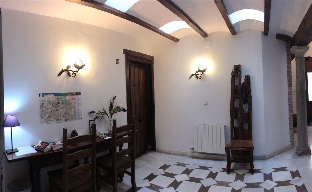 Apartamentos Santa Ana Гранада Екстериор снимка
