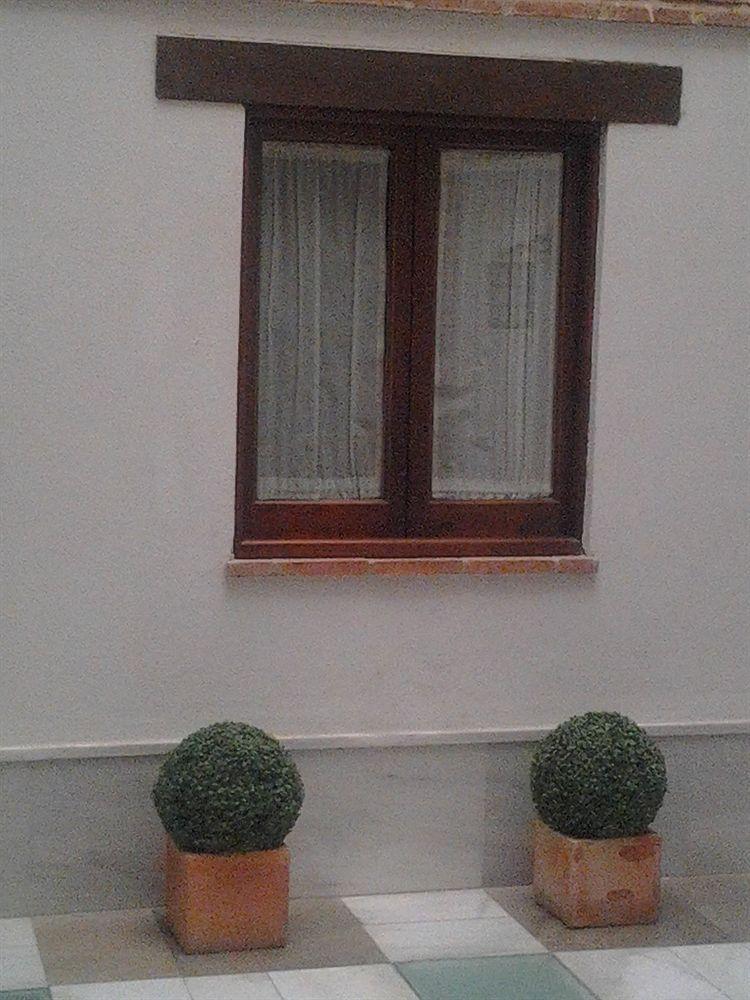 Apartamentos Santa Ana Гранада Екстериор снимка