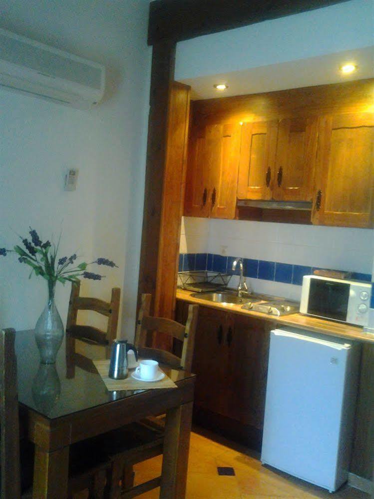 Apartamentos Santa Ana Гранада Екстериор снимка
