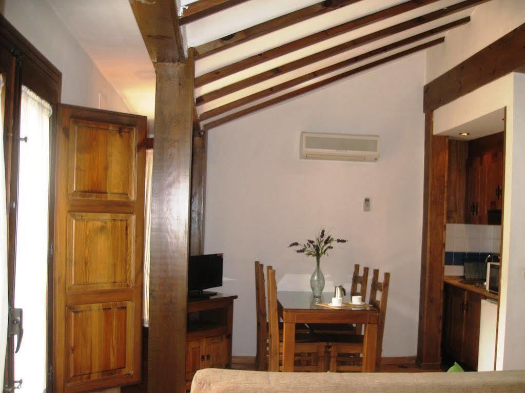 Apartamentos Santa Ana Гранада Екстериор снимка