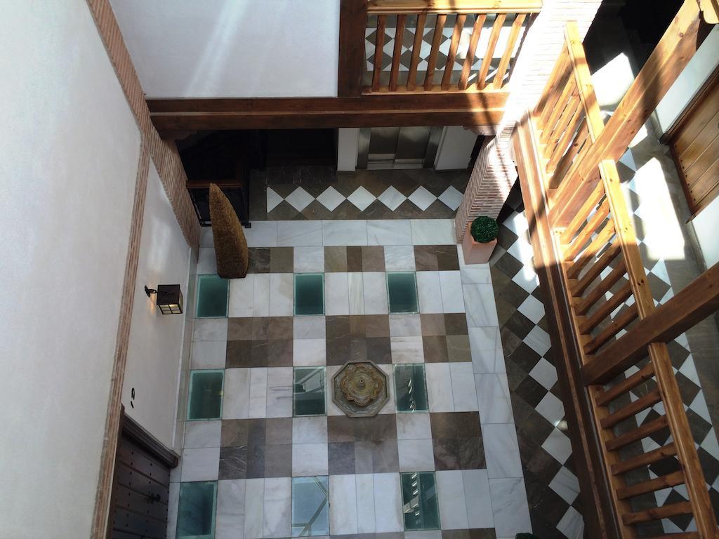 Apartamentos Santa Ana Гранада Екстериор снимка